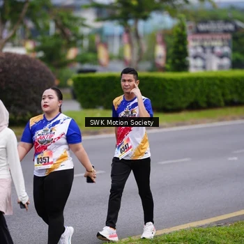 Runner Photo 8228000