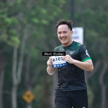 Runner Photo 8228004