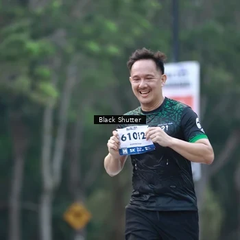 Runner Photo 8228007