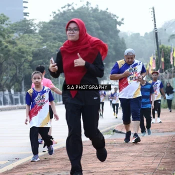 Runner Photo 8228016