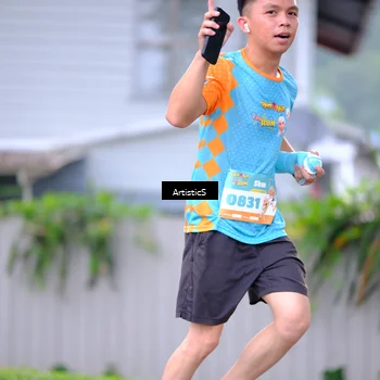 Runner Photo 8228019