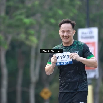 Runner Photo 8228021