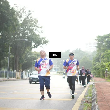 Runner Photo 8228025