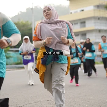 Runner Photo 8228033