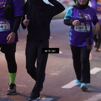 Runner Photo 8228034