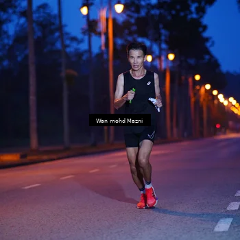 Runner Photo 8228038