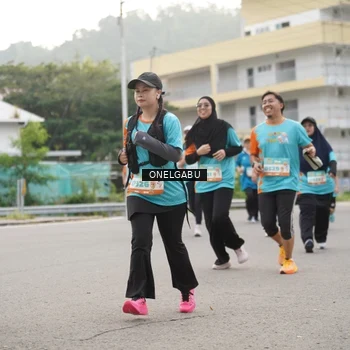 Runner Photo 8228044