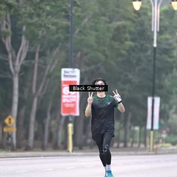 Runner Photo 8228046