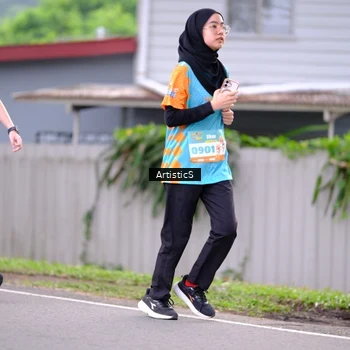Runner Photo 8228087