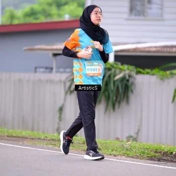 Runner Photo 8228106