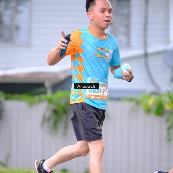 Runner Photo 8228113