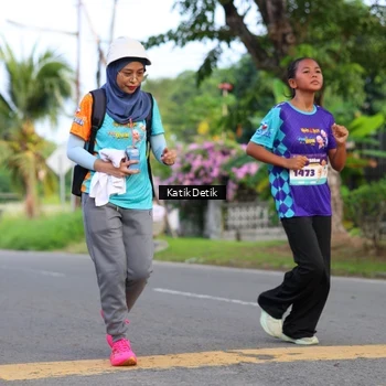 Runner Photo 8228129