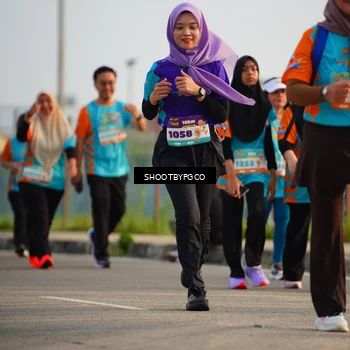 Runner Photo 8228158