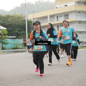 Runner Photo 8228188