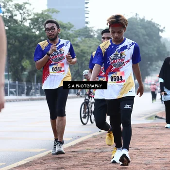 Runner Photo 8228199
