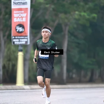 Runner Photo 8228204