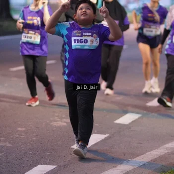 Runner Photo 8228217