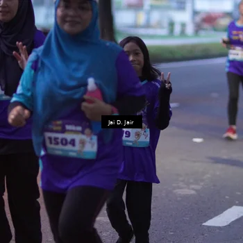 Runner Photo 8228218
