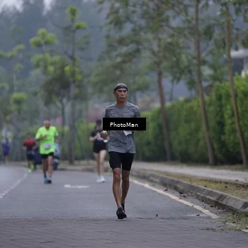 Runner Photo 8228222