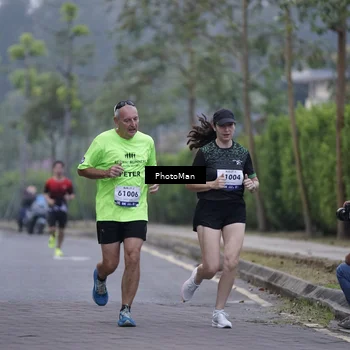 Runner Photo 8228231