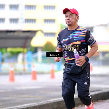 Runner Photo 8228235