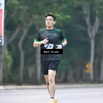 Runner Photo 8228240