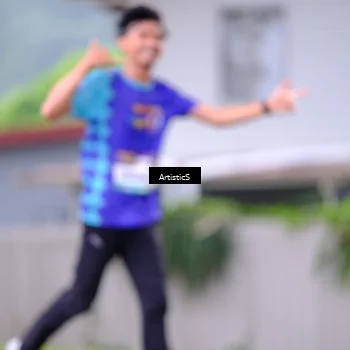 Runner Photo 8228255