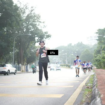 Runner Photo 8228272