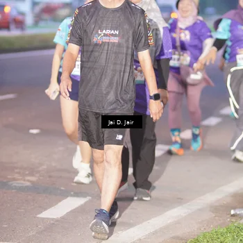 Runner Photo 8228296