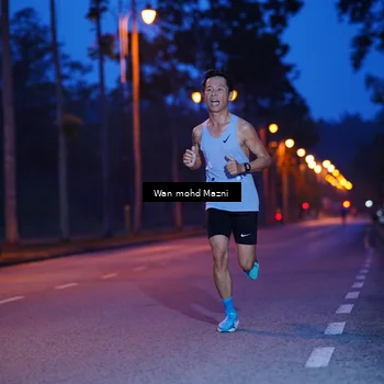 Runner Photo 8228304
