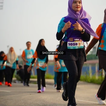 Runner Photo 8228312