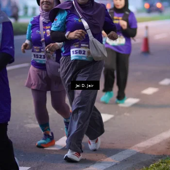 Runner Photo 8228316