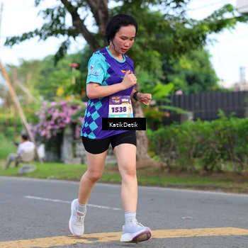 Runner Photo 8228338