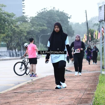 Runner Photo 8228339