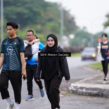 Runner Photo 8228353