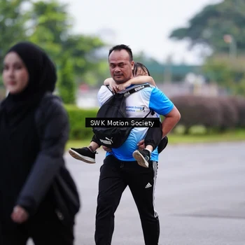 Runner Photo 8228359