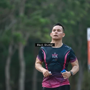 Runner Photo 8228360