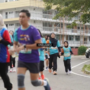 Runner Photo 8228364