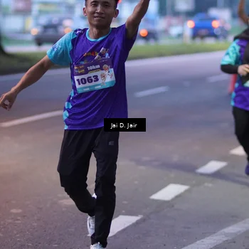 Runner Photo 8228367