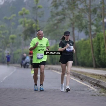 Runner Photo 8228392