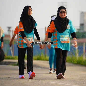 Runner Photo 8228400