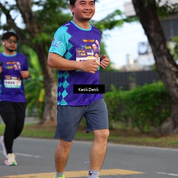 Runner Photo 8228422