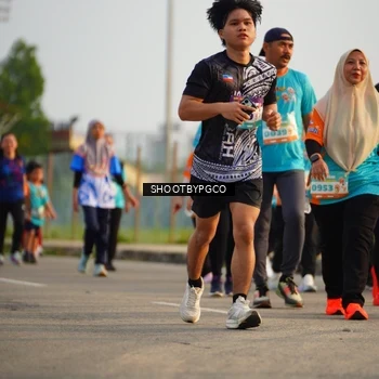 Runner Photo 8228442