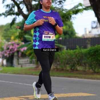 Runner Photo 8228527