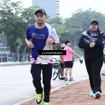 Runner Photo 8228599