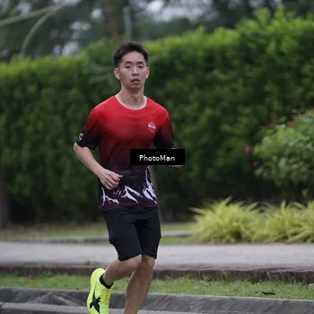 Runner Photo 8228637