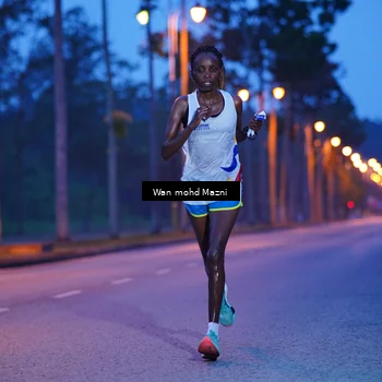 Runner Photo 8228639