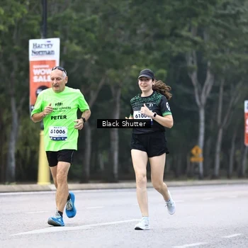 Runner Photo 8228649