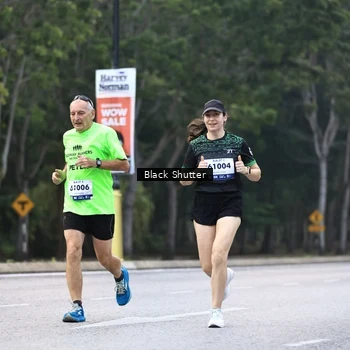 Runner Photo 8228663