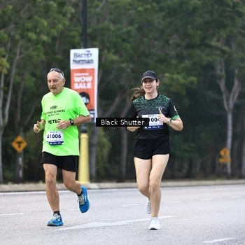 Runner Photo 8228668